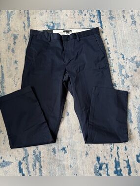 NWT Banana Republic Men’s Emerson Straight Fit Chinos Navy 35x34